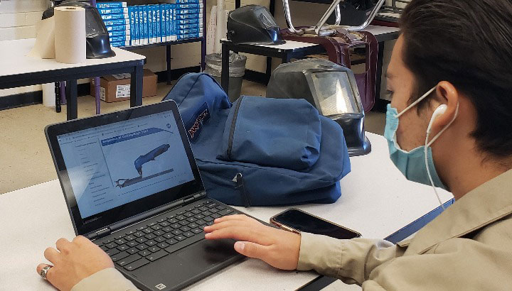 Student using OpenBook software in class
